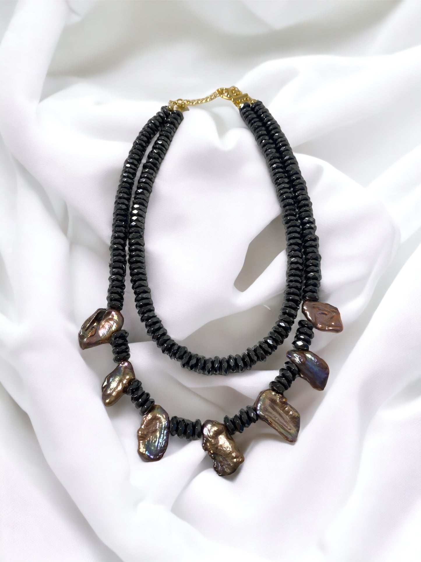 Massive Halskette 2 Reihen schwarze Hämatit Perlen und natürliche Süsswasserperlen in schwarz/blau/violett Schimmer
